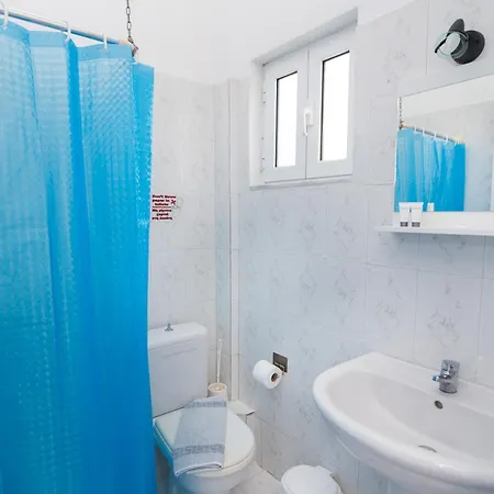 Sandy Annexe Aparthotel *