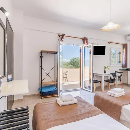 Sandy Annexe Aparthotel *